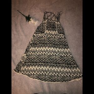 Cute dress never worn